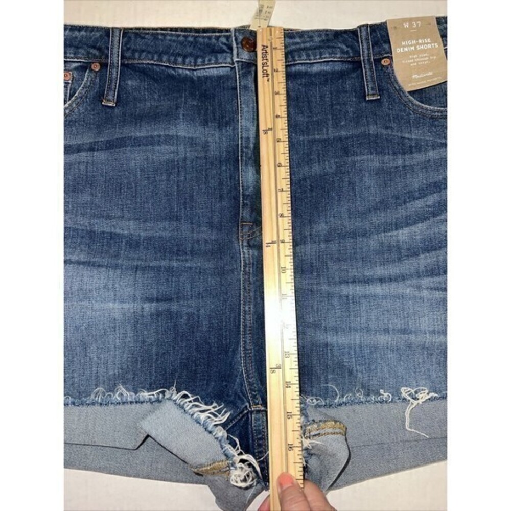 Madewell High Rise Denim Raw Hem Cuffed Shorts Size W37 NWT - Picture 5 of 7